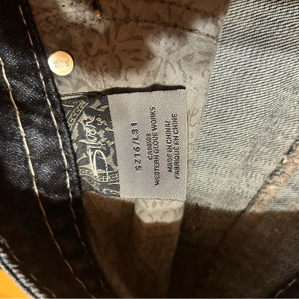 Silver Jean CO Dark Blue Denim Jeans with Contrast Stitching - Picture 5 of 7